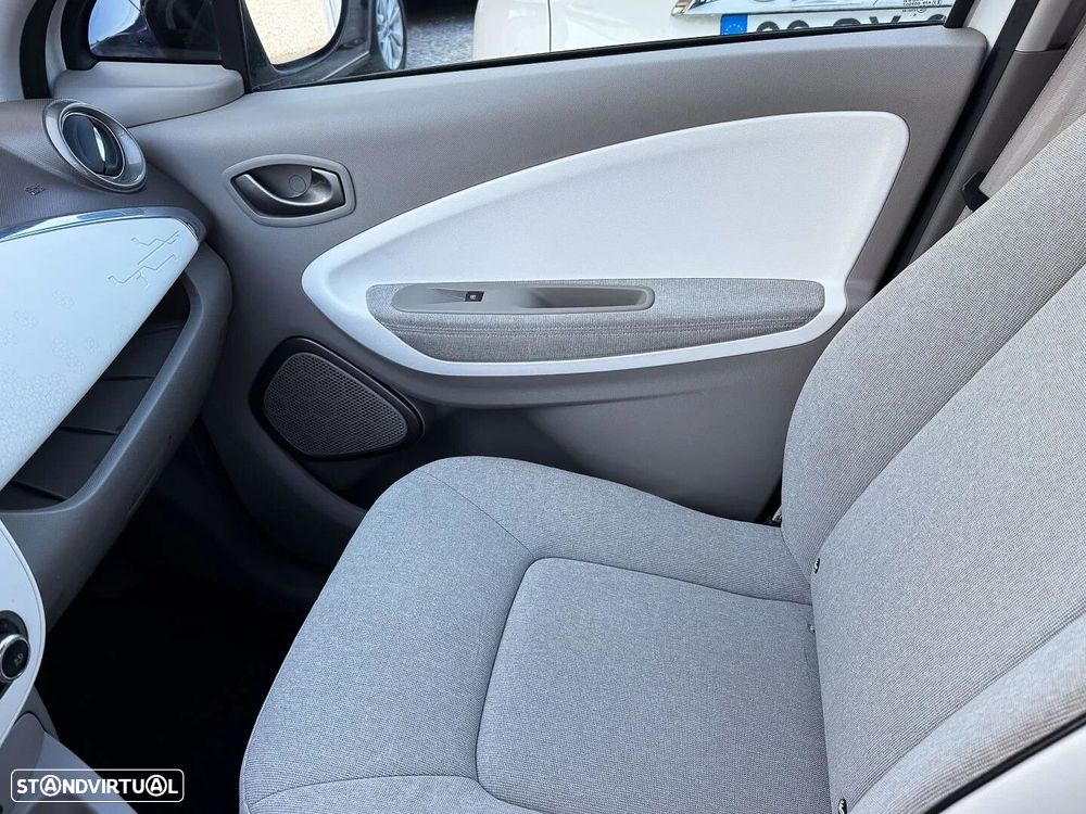 Renault Zoe (s/ Bateria) 41 kwh Life - 12