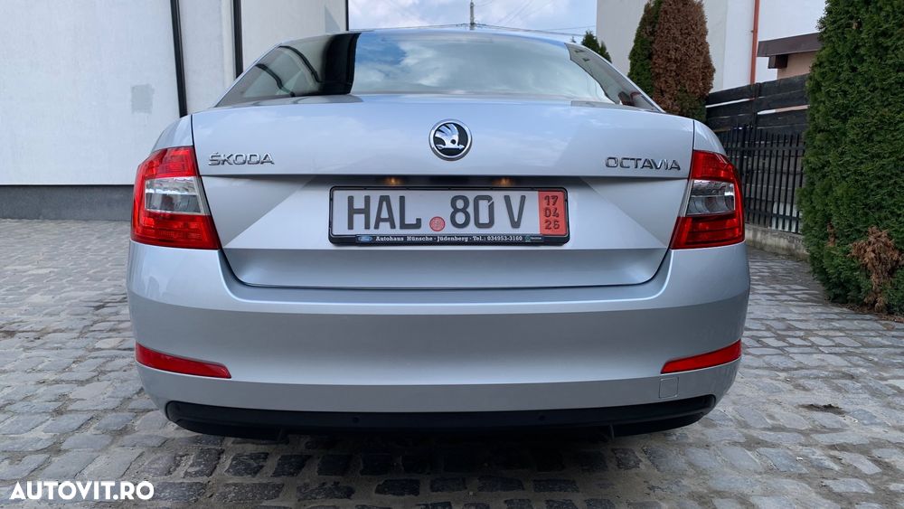 Skoda Octavia 1.4 TSI ELEGANCE - 26