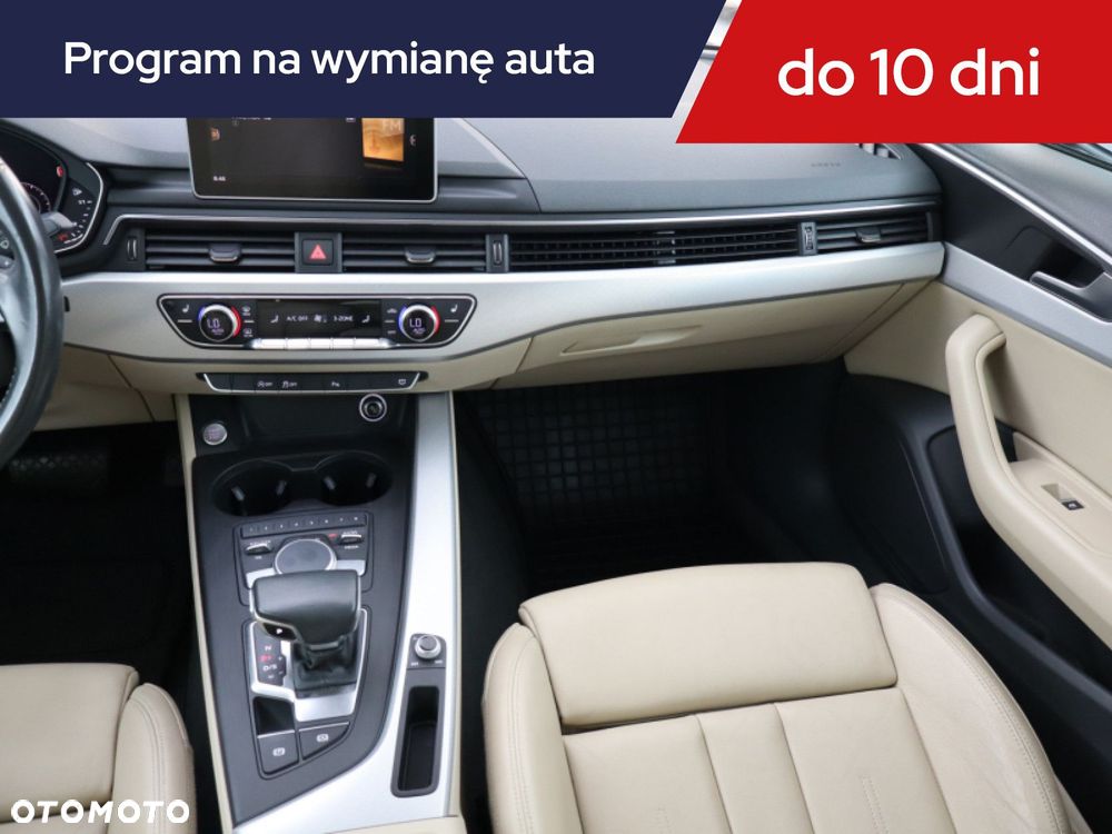 Audi A4 Limousine - 10
