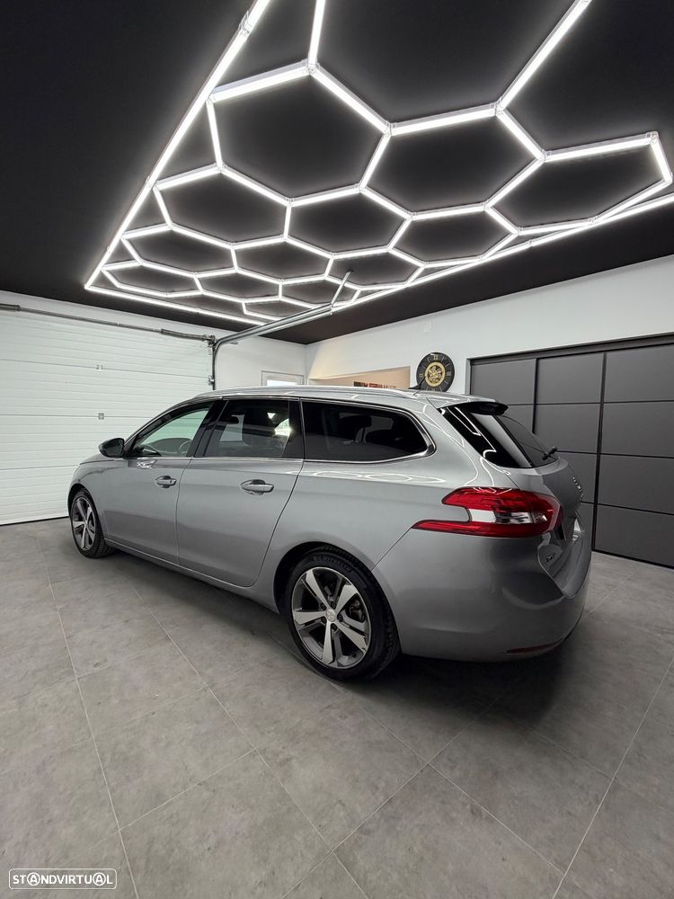 Peugeot 308 SW - 4