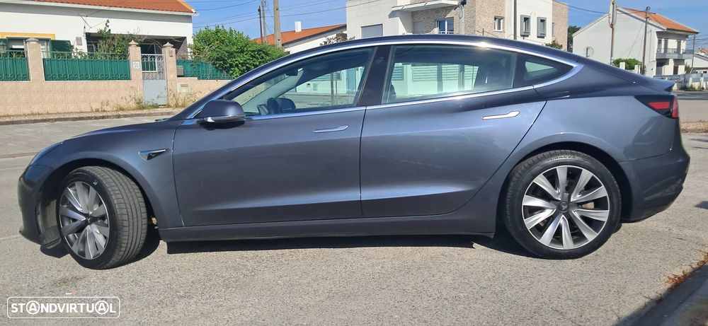 Tesla Model 3 Standard Range Plus RWD - 4