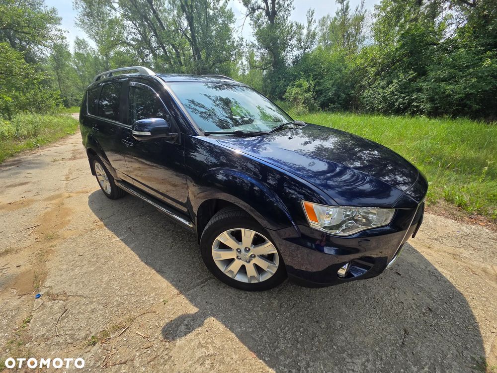 Mitsubishi Outlander - 16