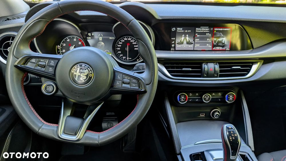 Alfa Romeo Stelvio - 33
