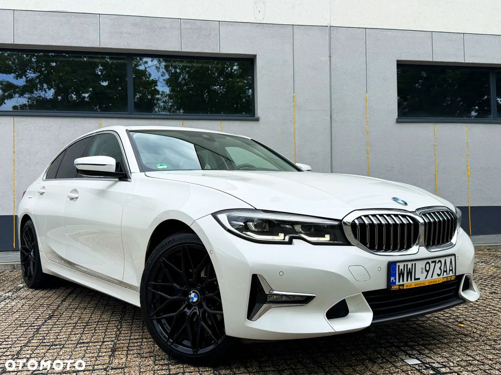 BMW Seria 3 320i Edition Luxury Line Purity - 1