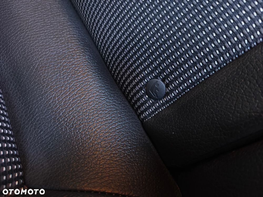 Opel Astra 1.4 T Cosmo EU6 - 19