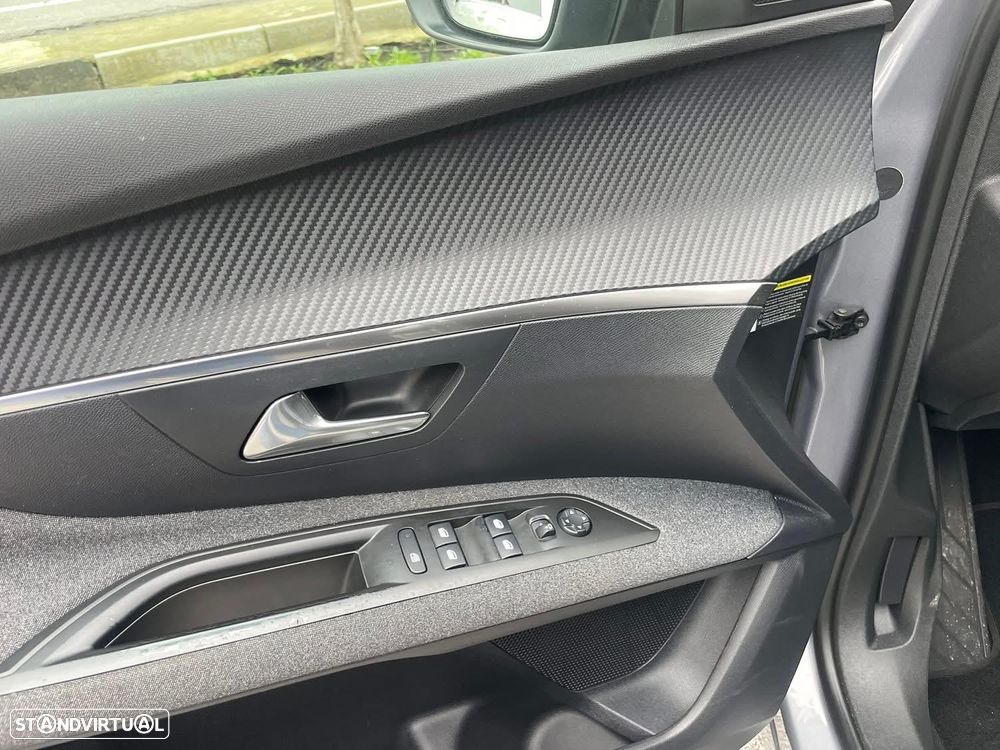 Peugeot 3008 BlueHDi 130 Stop & Start EAT8 Active - 7