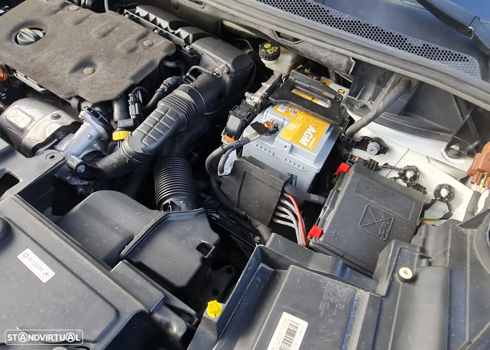 Peugeot 5008 1.5 BlueHDi GT Line Baixo Consumo - 18