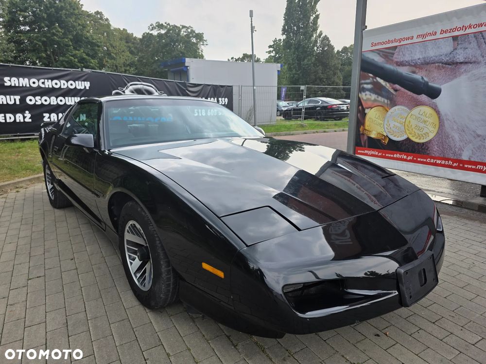 Pontiac Firebird - 12
