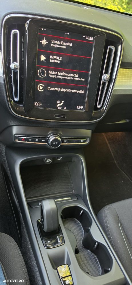 VOLVO XC40 2021 — imagine 3