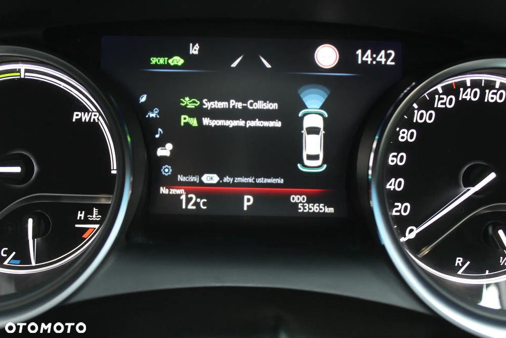 Toyota Camry 2.5 Hybrid Comfort CVT - 28