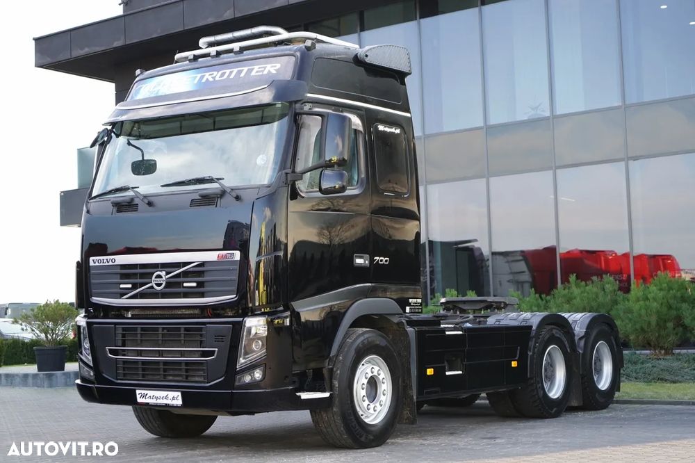 Volvo FH16 / 700 / 6x4 / SISTEM HIDRAULIC / RETARDER / TRACTOR CU 3 AXE / MASĂ PUTERNICĂ 120 T - 4