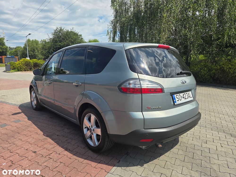 Ford S-Max 2.0 TDCi DPF Titanium - 13