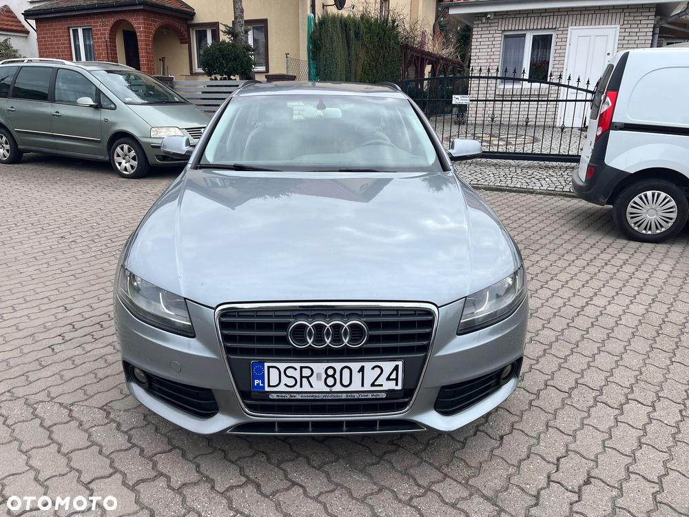 Audi A4 Avant 2.0 TDI - 7