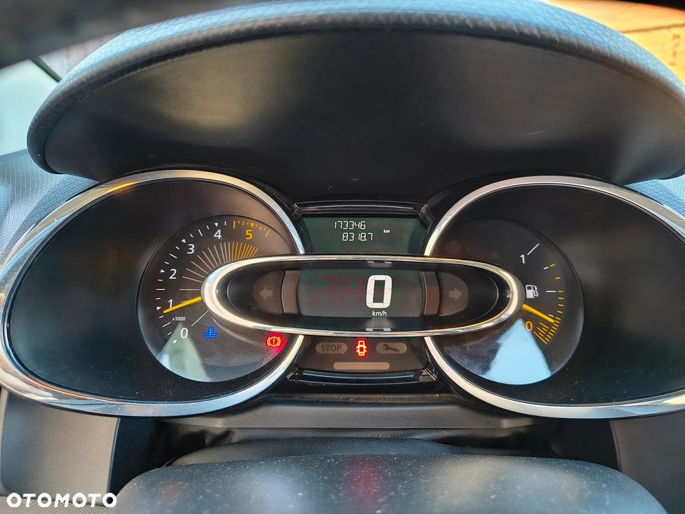 Renault Clio - 16