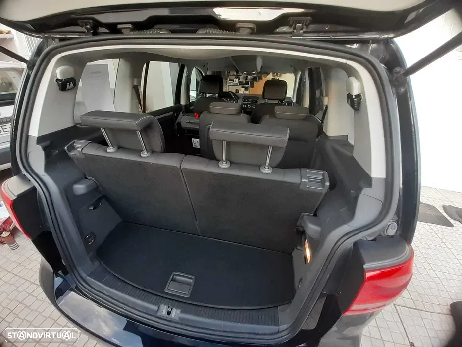 VW Touran 1.6 TDI DPF BlueMotion Cup - 8