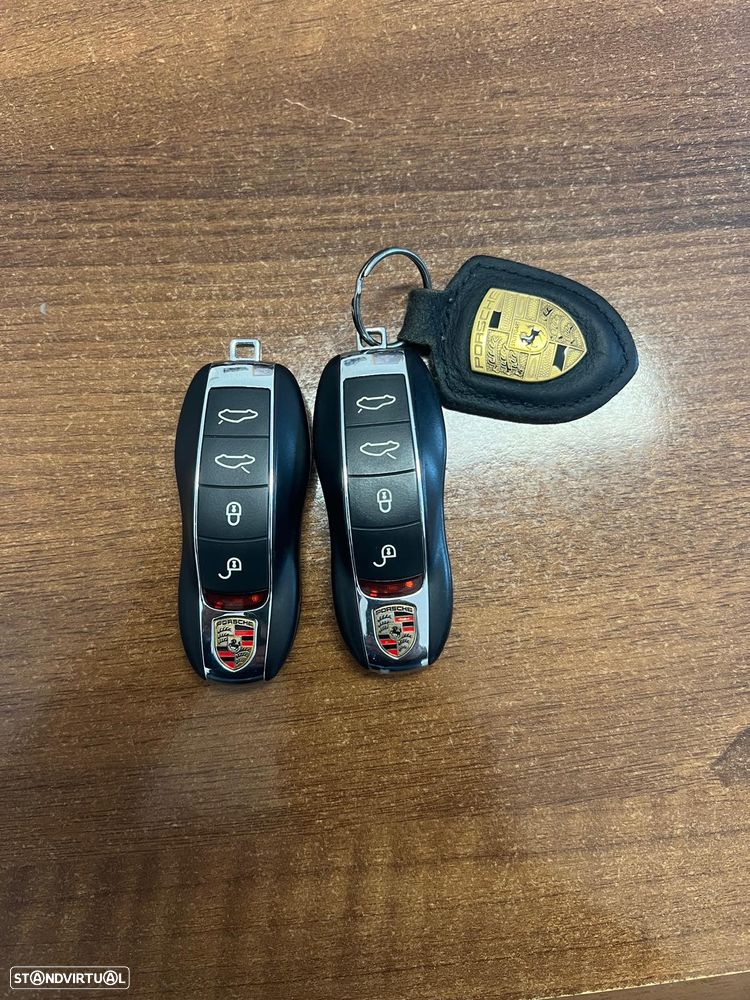 Porsche 718 Cayman - 29