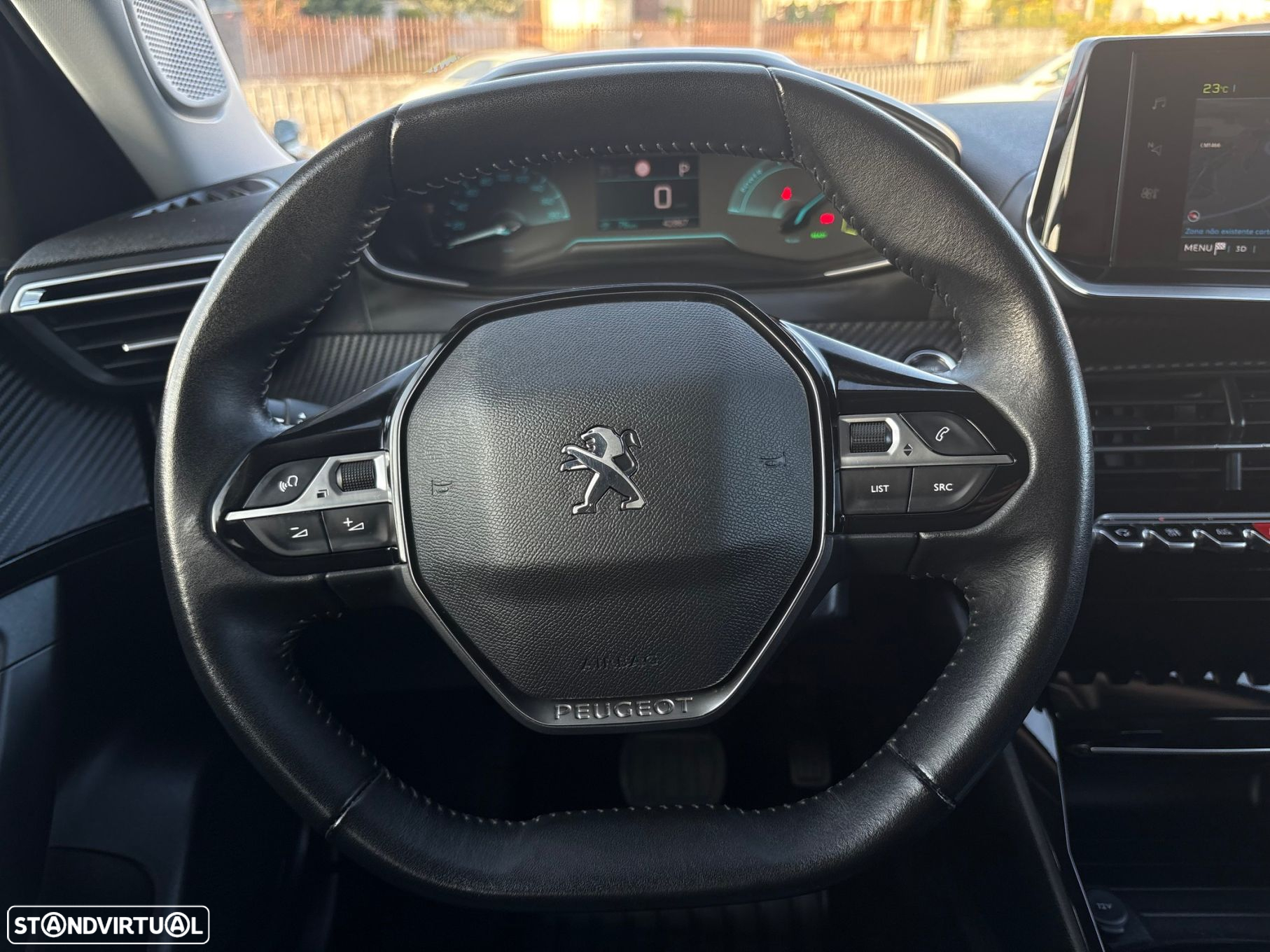 Peugeot e-2008 50 kWh Allure Pack - 11