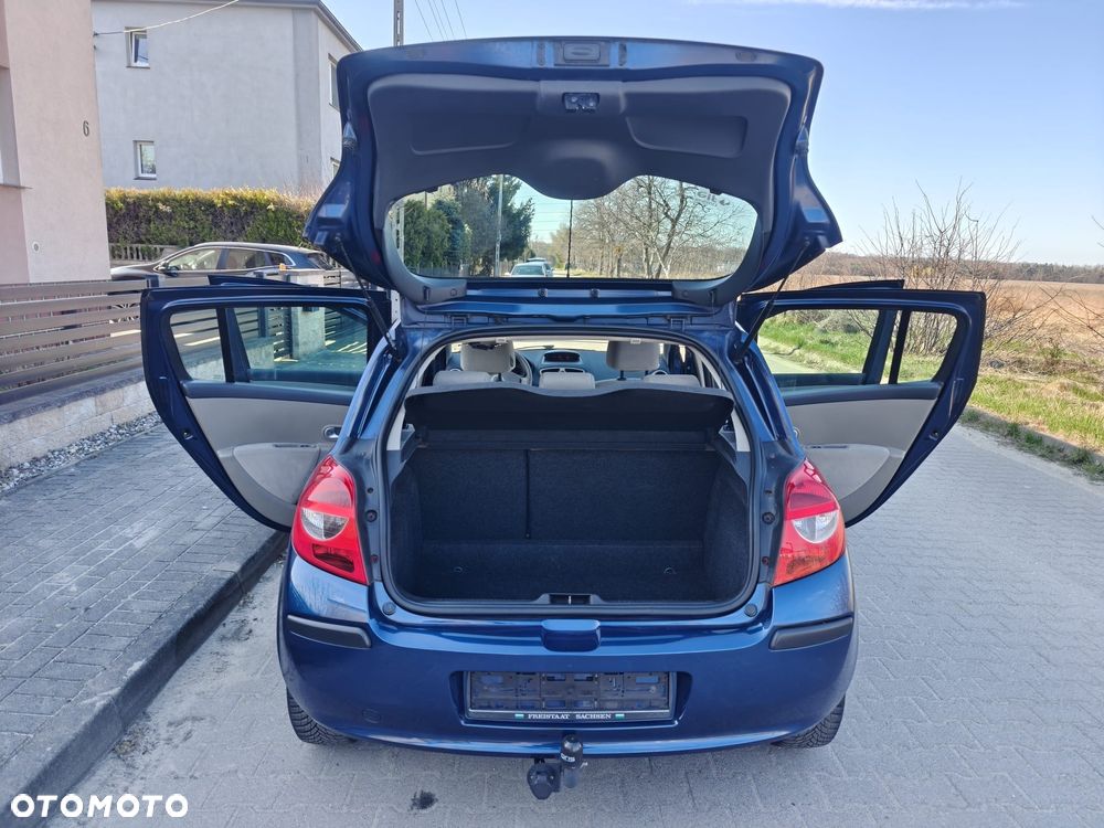 Renault Clio - 7