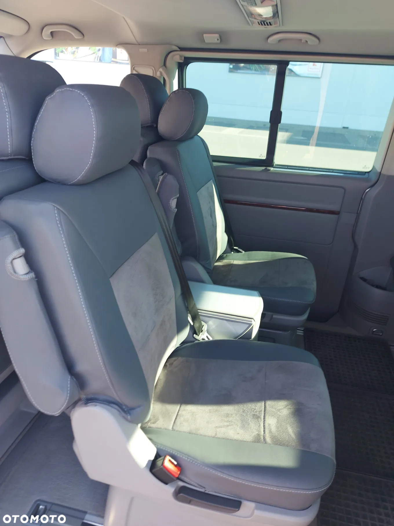 Volkswagen Multivan TDI L1 Highline - 38