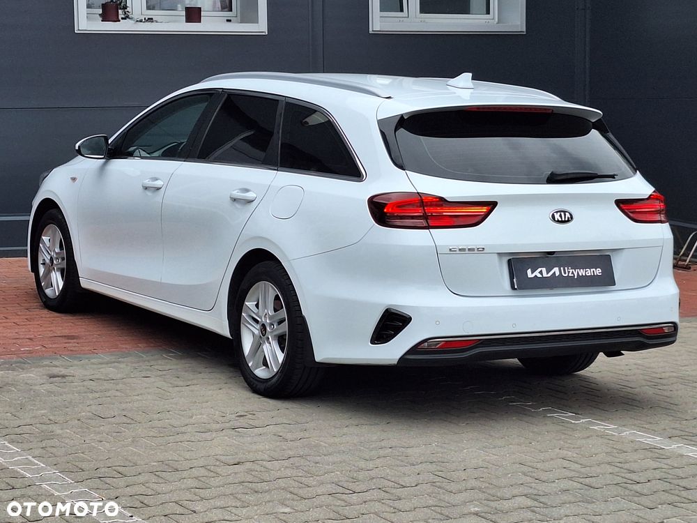 Kia Ceed 1.5 T-GDI M DCT - 34