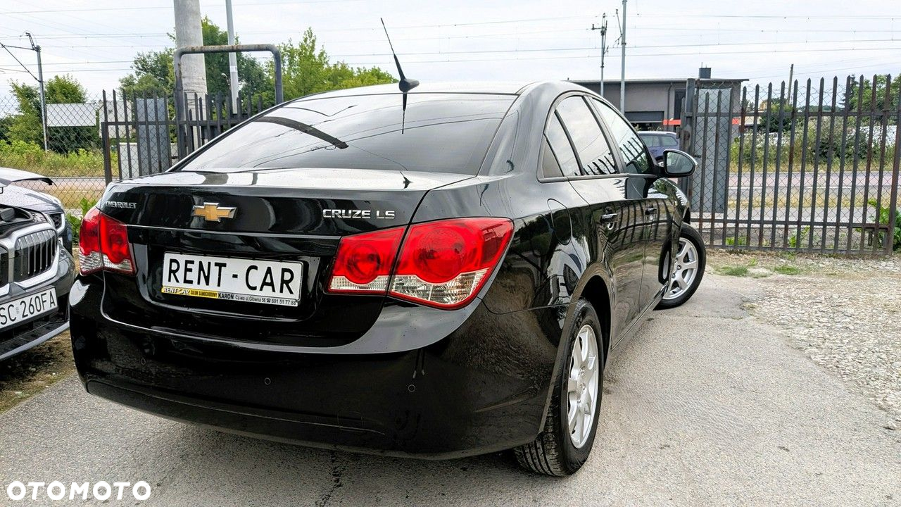 Chevrolet Cruze - 10