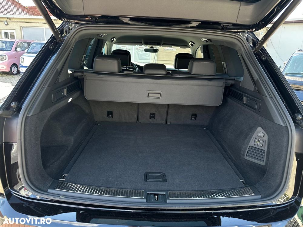 Volkswagen Touareg V6 TSI R-Style - 30
