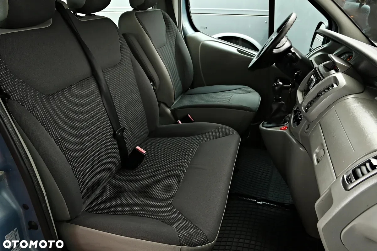 Opel Vivaro - 22