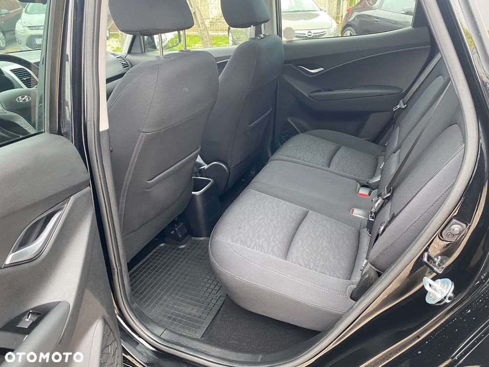 Hyundai ix20 1.6 Premium blue - 16