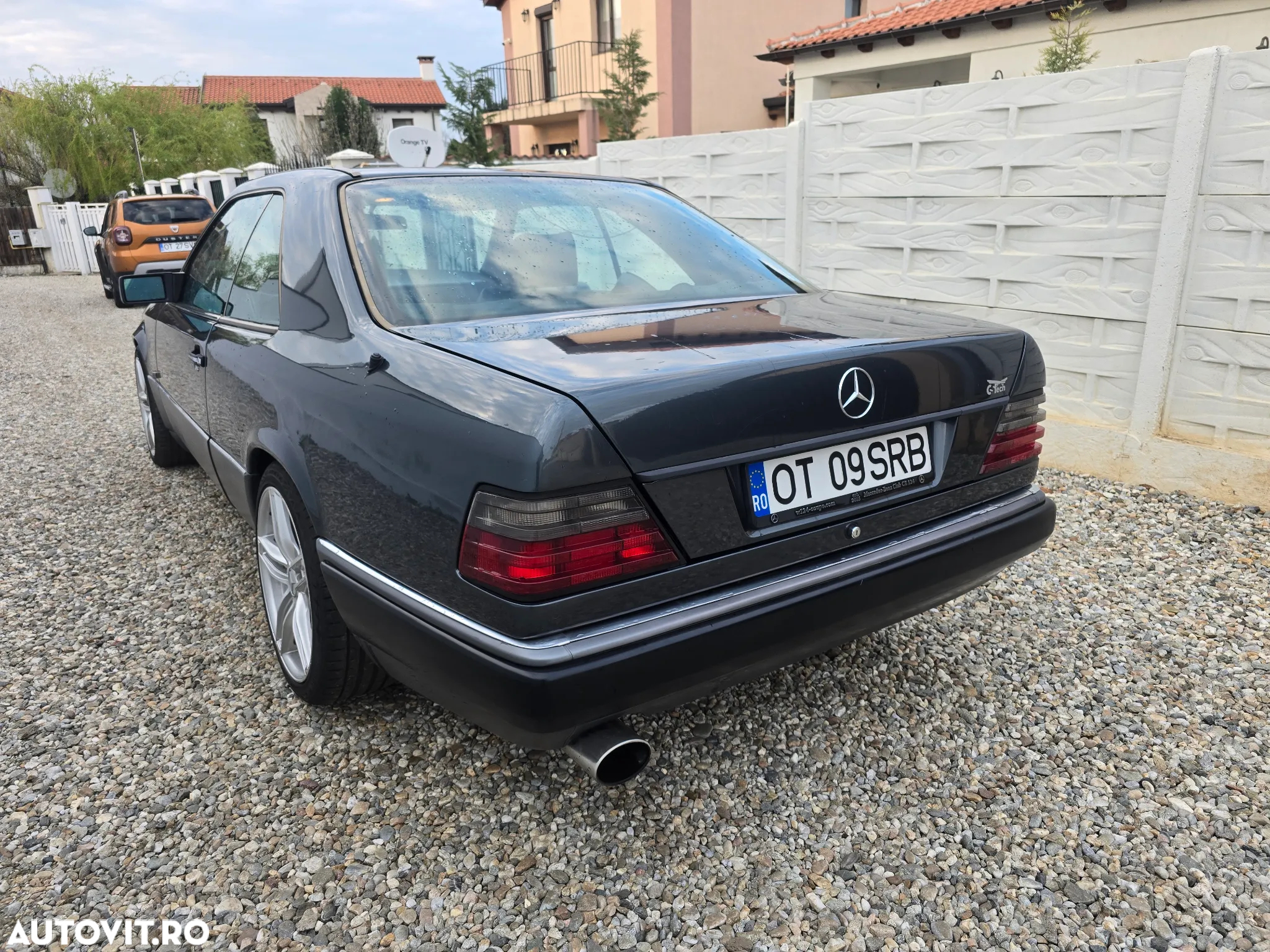 Mercedes-Benz E - 8