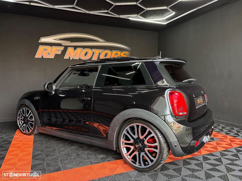 MINI 3 Portas Cooper SD Aut. - 29