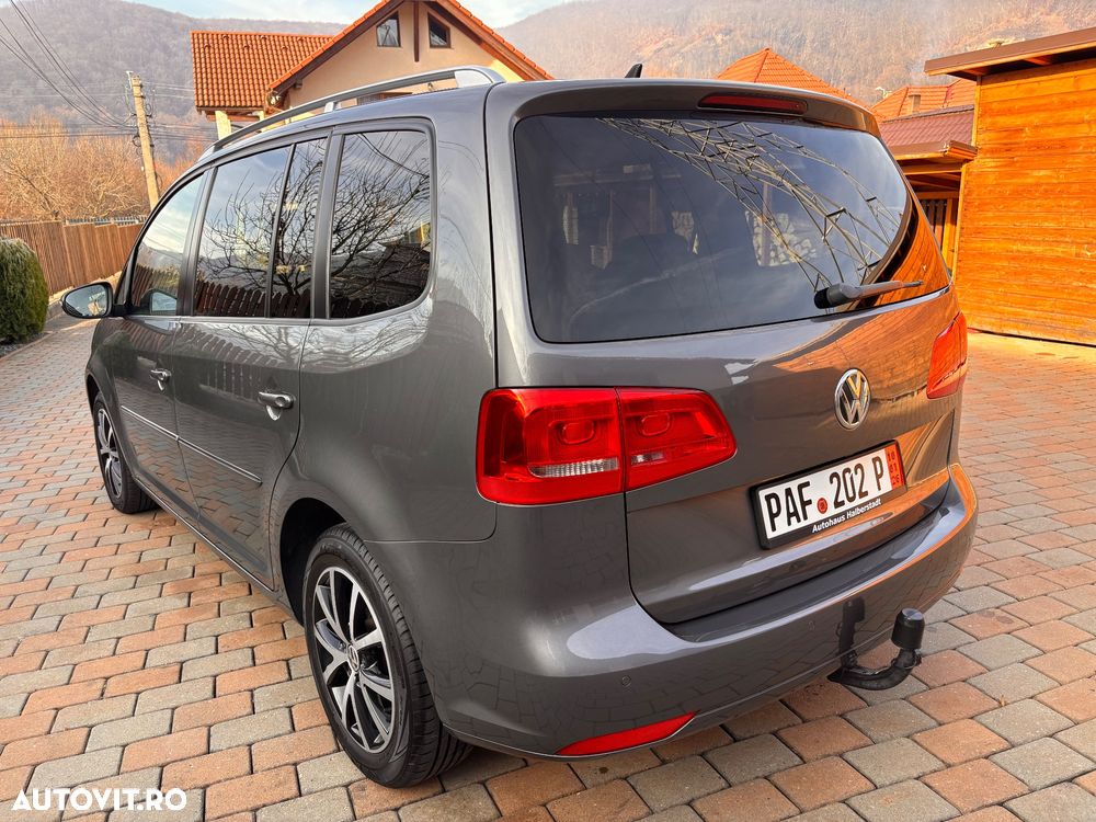 Volkswagen Touran 2.0 TDI DPF Highline - 4
