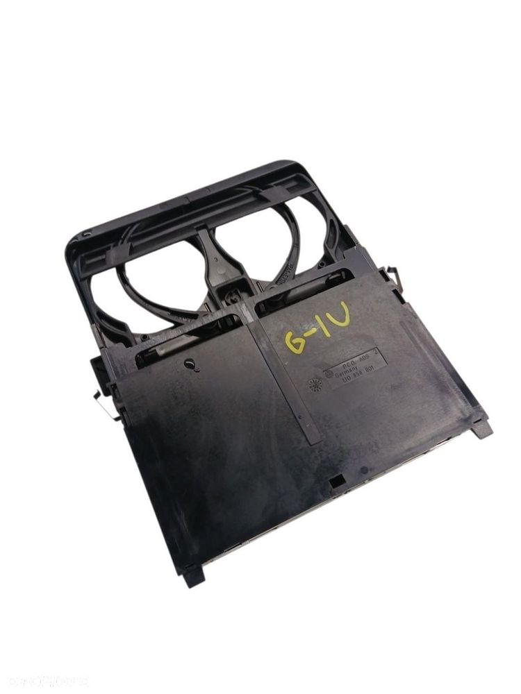 UCHWYT NA KUBKI VW GOLF IV 1J0858601 - 1