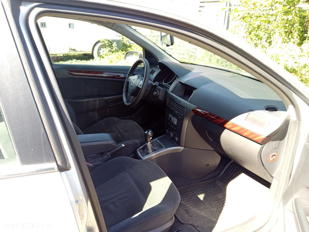 Opel Astra - 9