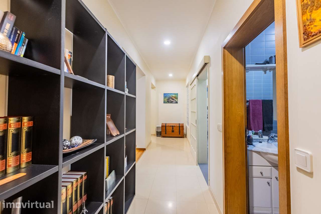Apartamento T3 - Fajã de Baixo - Grande imagem: 2/27