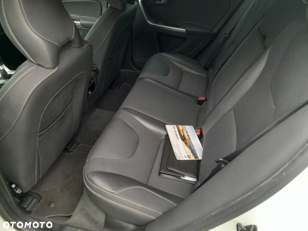 Volvo V60 - 9
