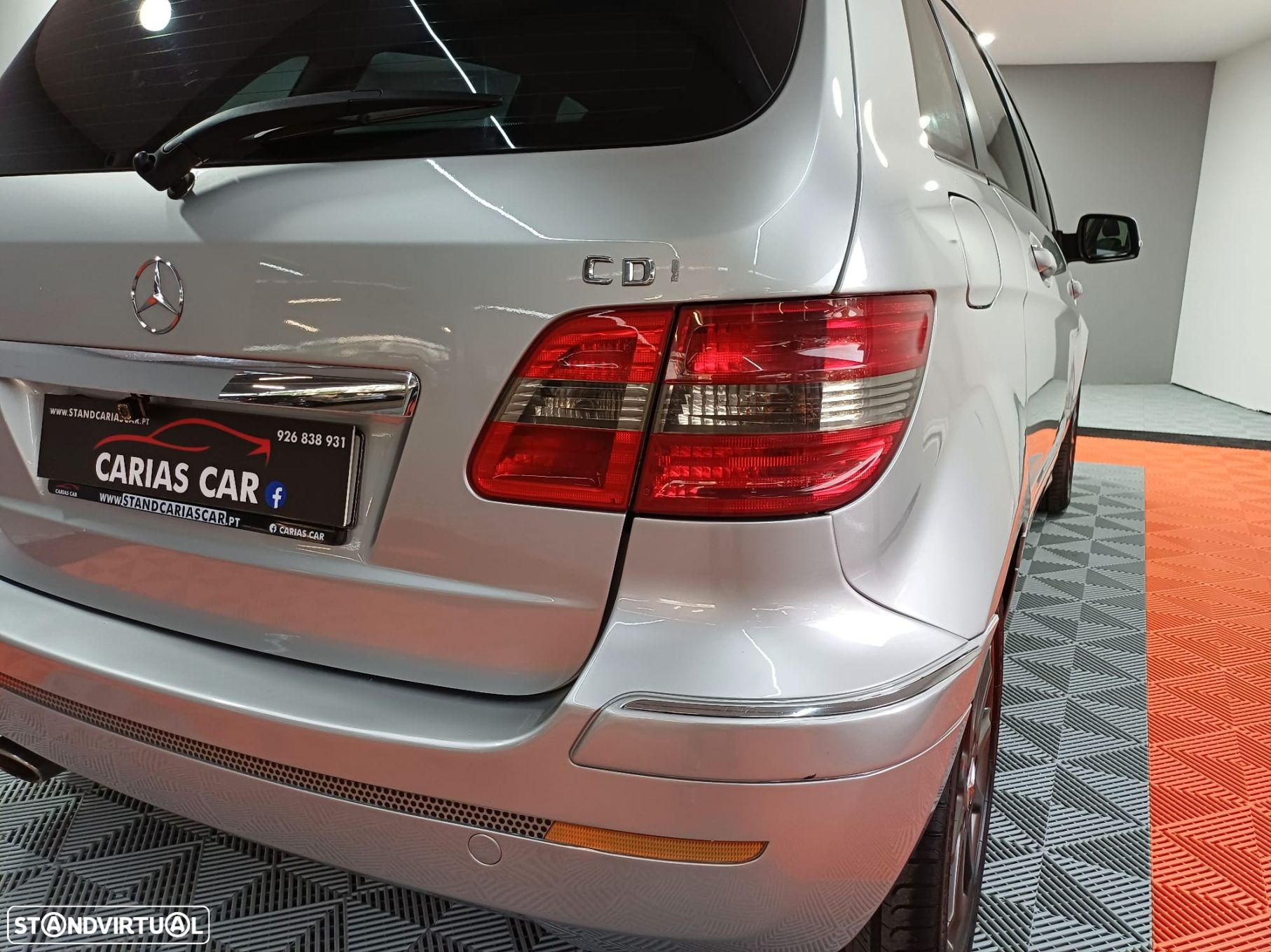 Mercedes-Benz B 180 CDi - 9