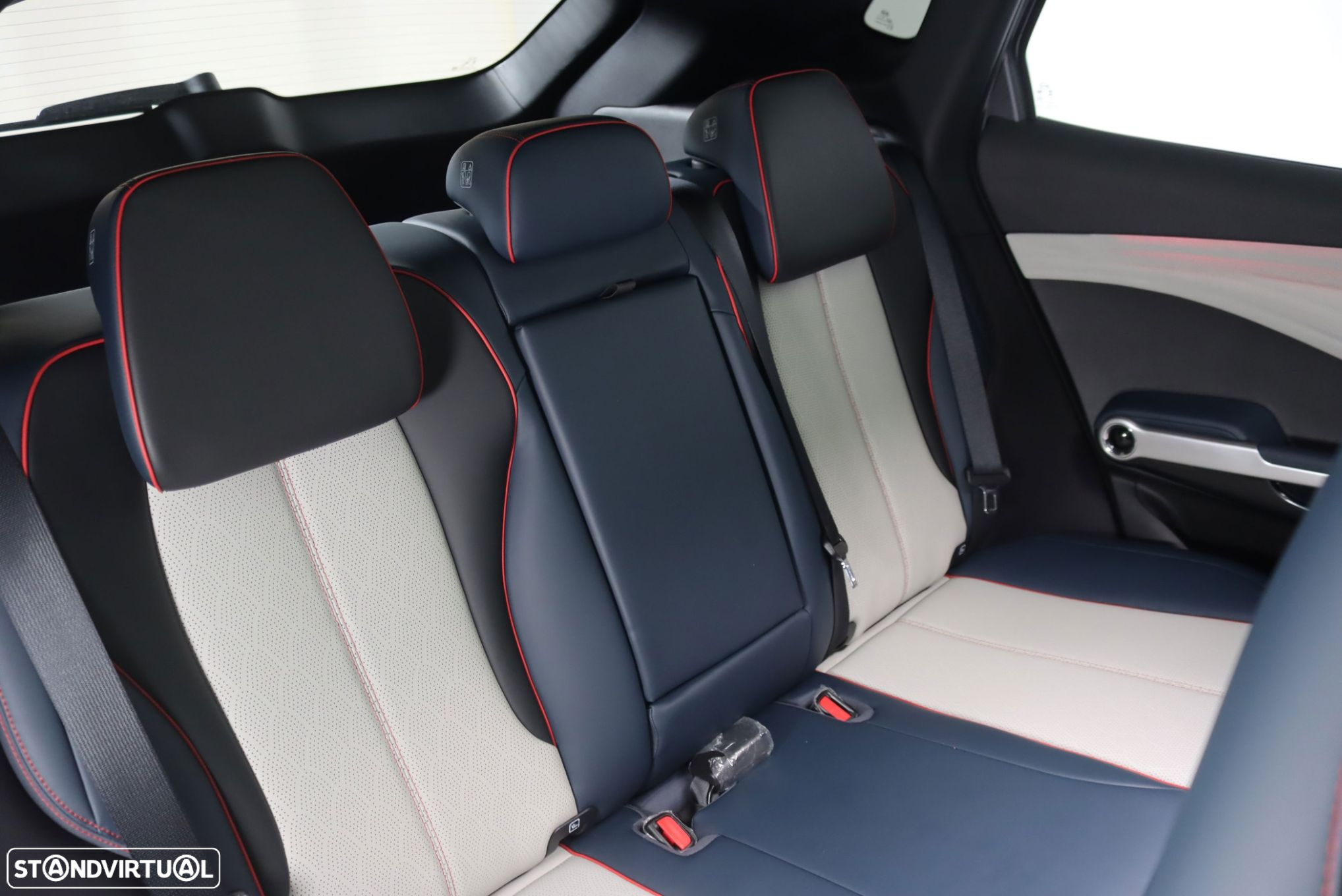 BYD Atto 3 Comfort - 17