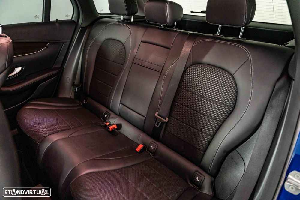 Mercedes-Benz GLC 300 e 4Matic - 11