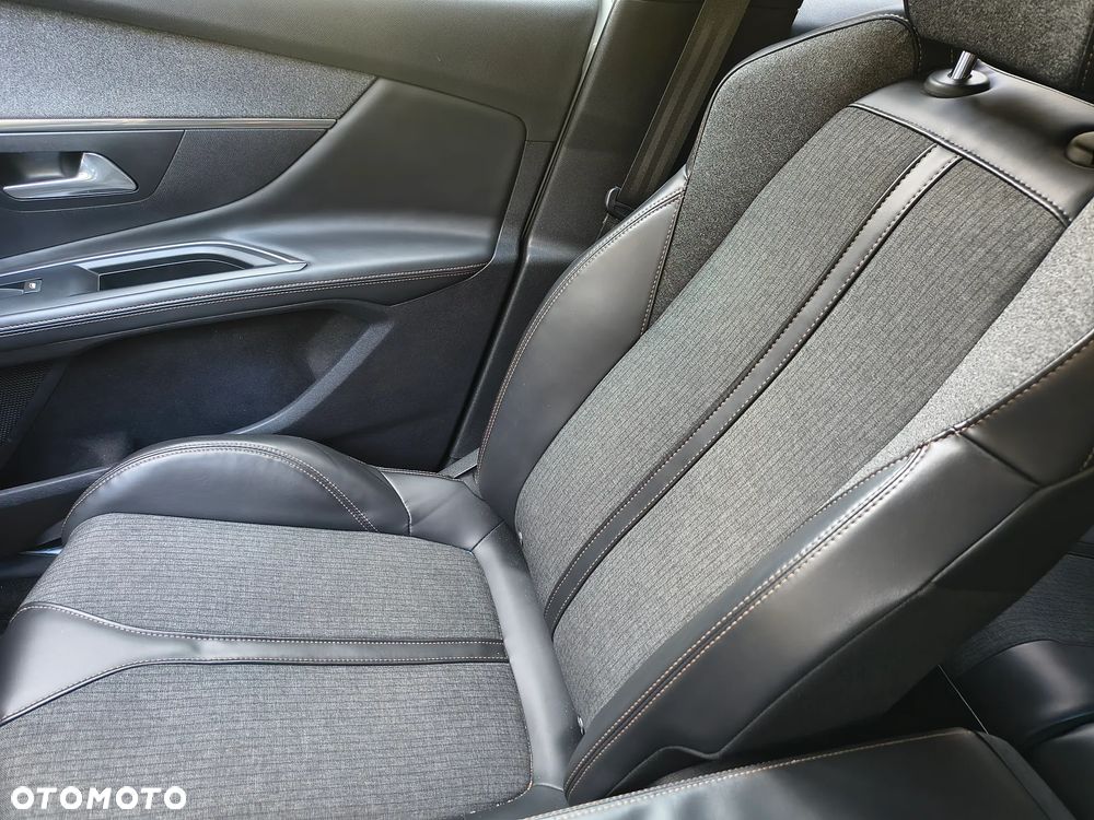 Peugeot 3008 - 15
