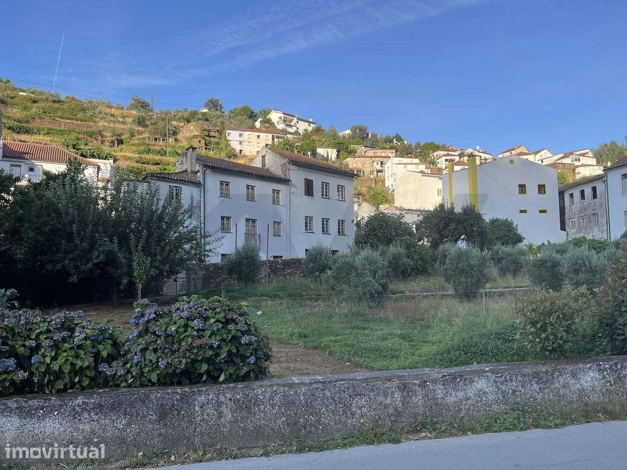 Moradia T5 a 100 metros da Praia Fluvial da Benfeita - Grande imagem: 4/23