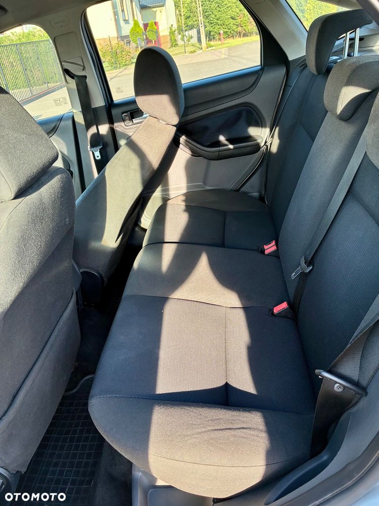 Ford Focus 1.6 TDCi Ambiente - 7