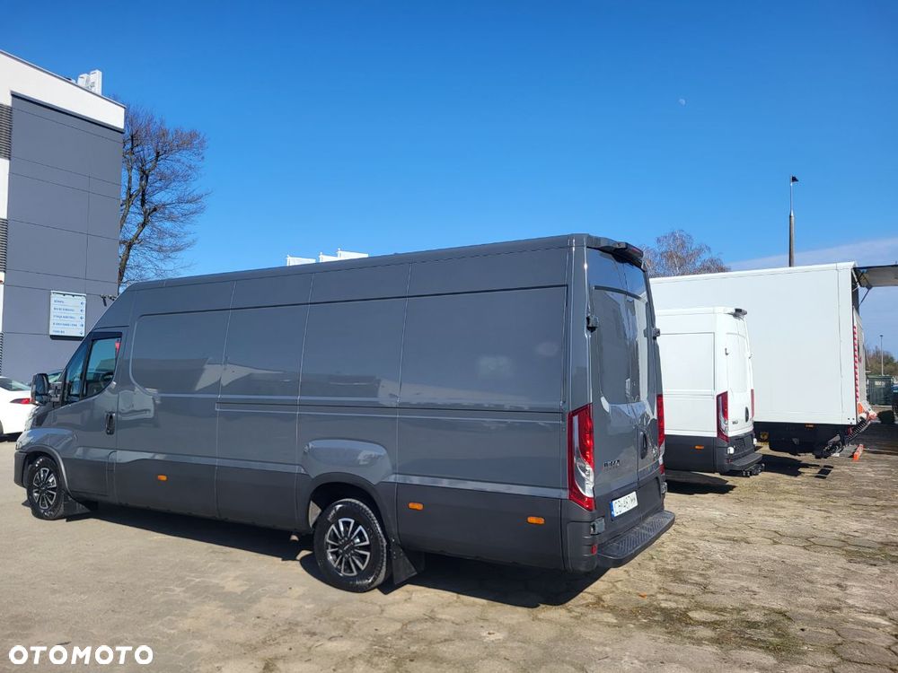 Iveco 35S16A8V 16m3 - 8