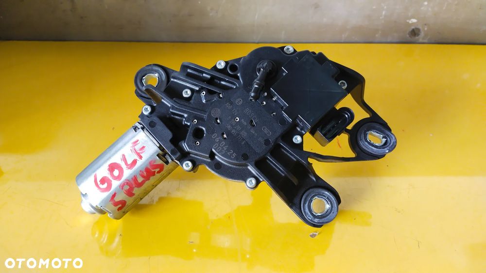 VW GOLF V  PLUS SILNIK WYCIERACZKI TYŁ - 1