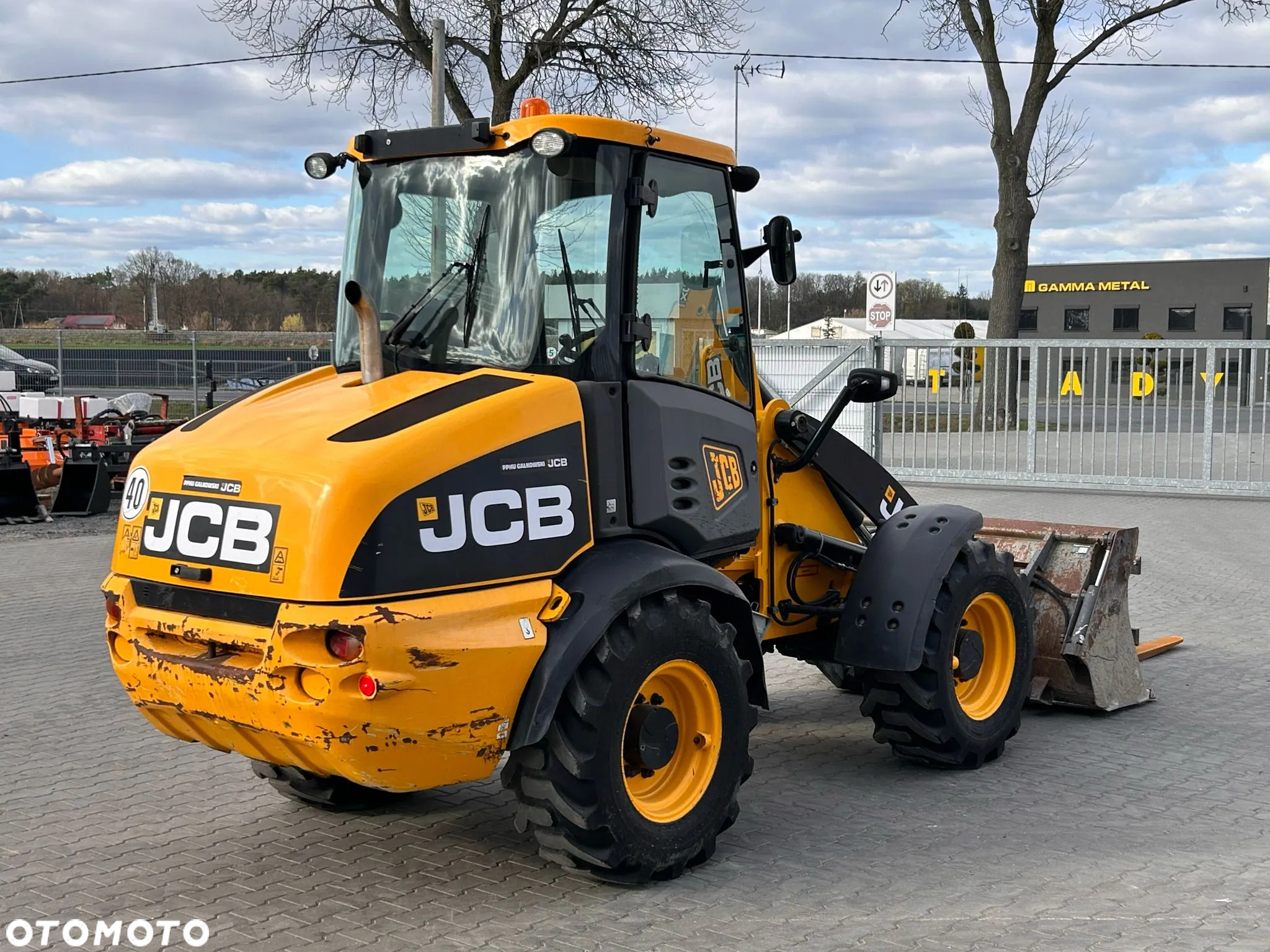 JCB 409 AGRI - 3