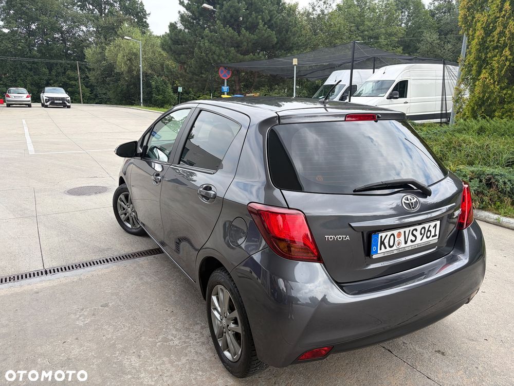 Toyota Yaris 1.0 Premium EU6 - 4