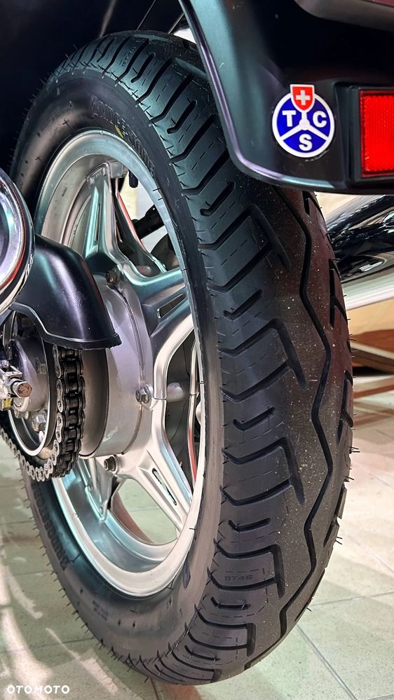 Honda CBX - 25