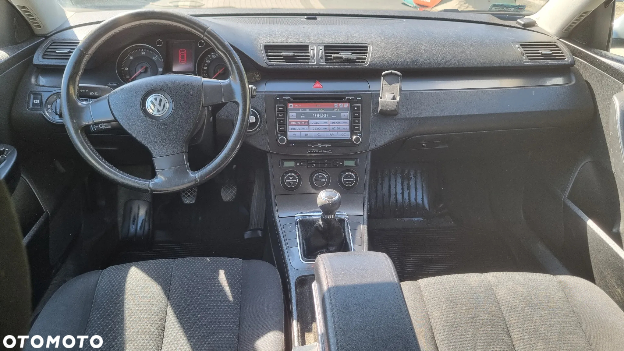 Volkswagen Passat 1.9 TDI Highline - 6