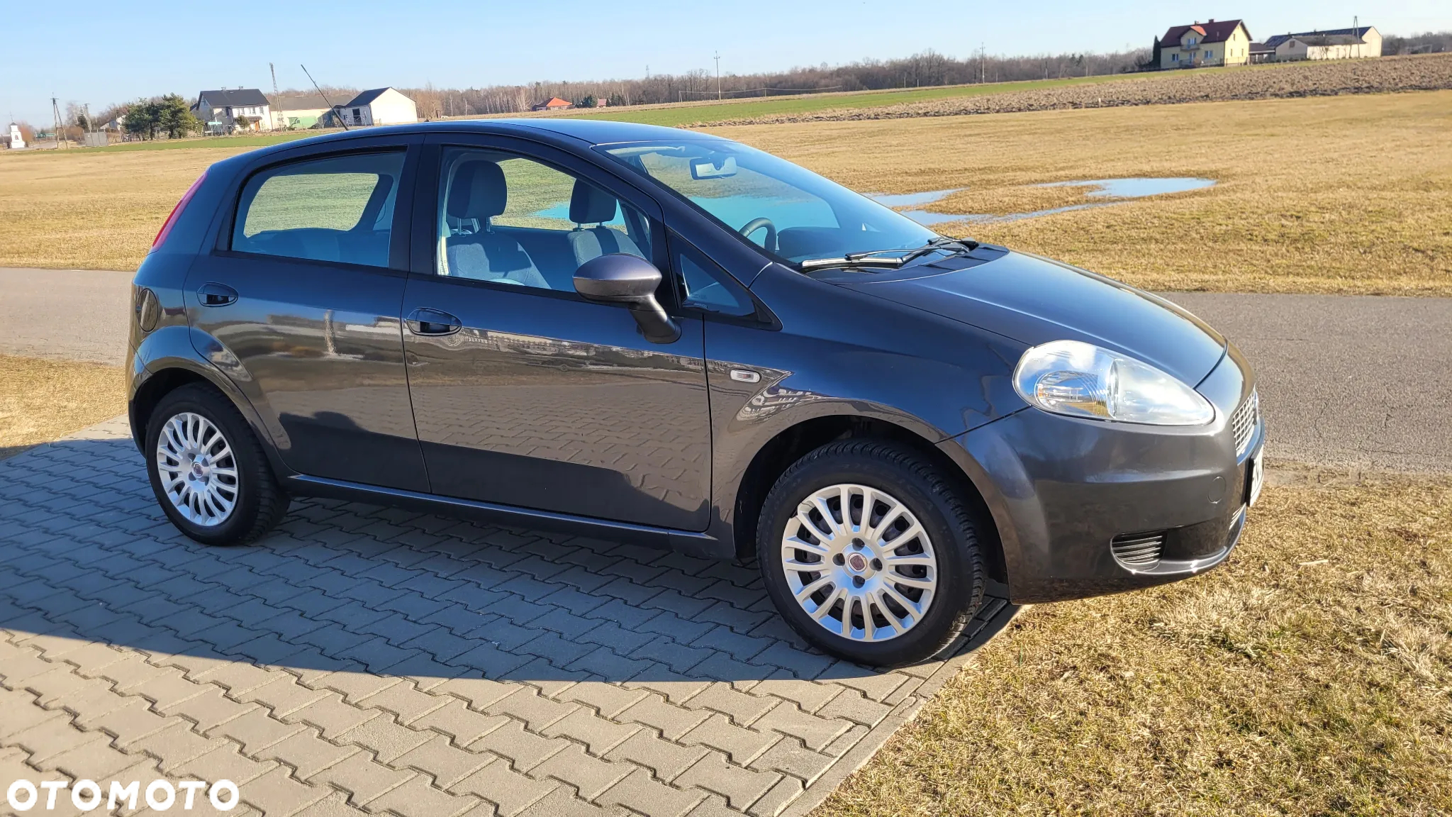 Fiat Grande Punto - 5