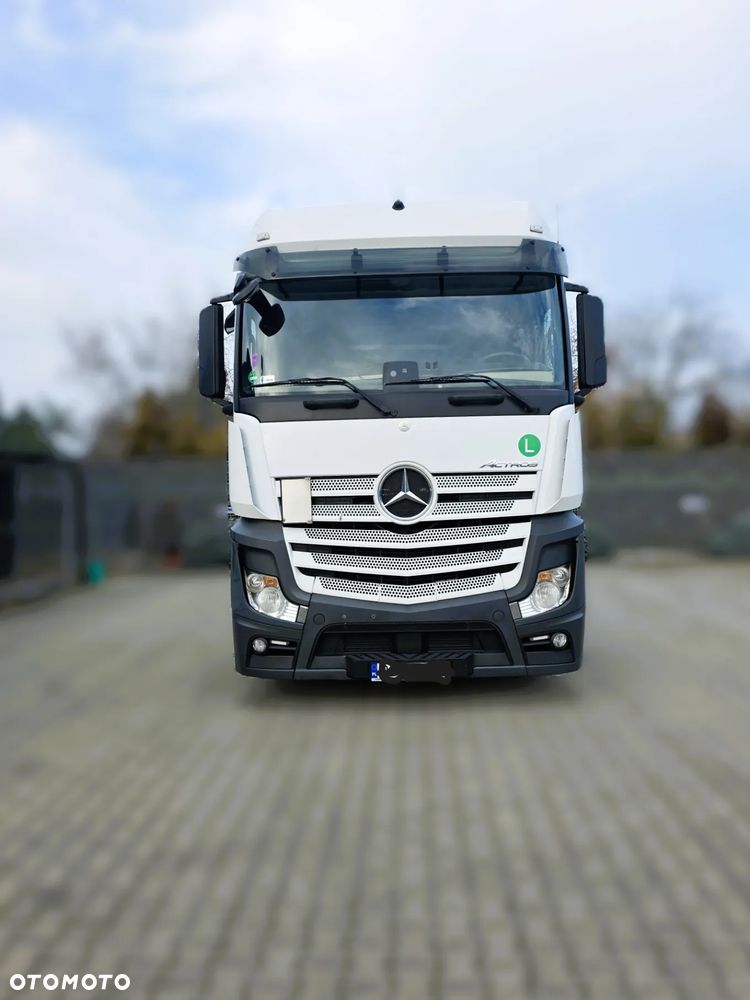 Mercedes-Benz Actros MEGA Low deck 1845 - 1