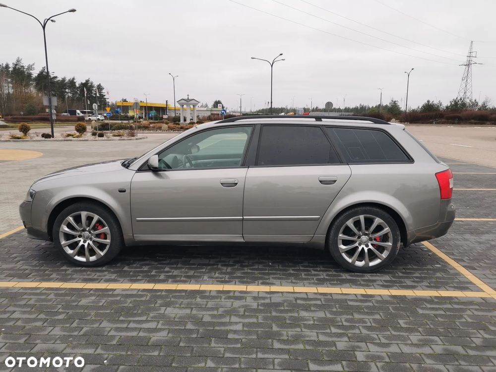 Audi A4 Avant - 5